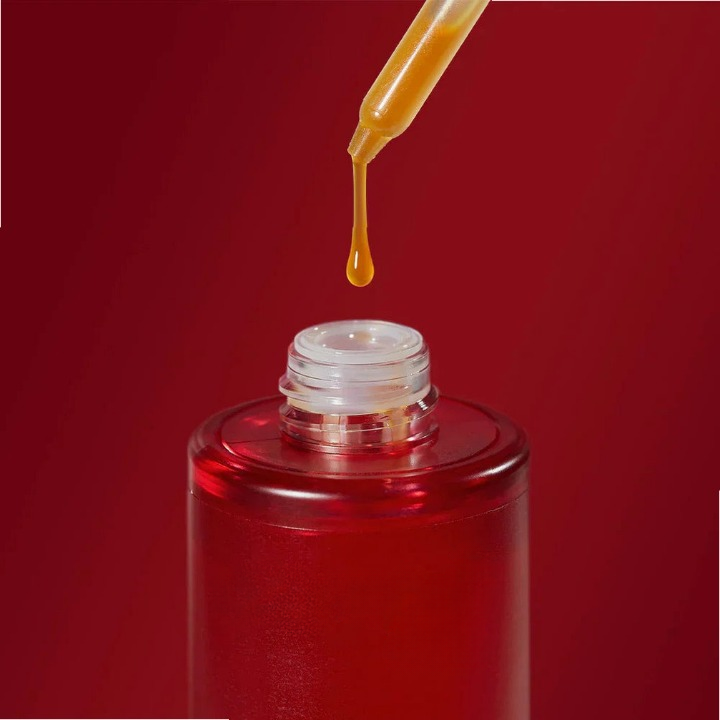 21 Red Succinic Acid Boosting Cleanser Serum